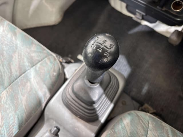 1999 Suzuki Every JDM car for sale — photo 14 of 25