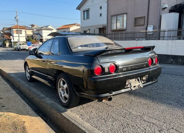 1993 Nissan Skyline JDM car for sale — photo 4 of 5