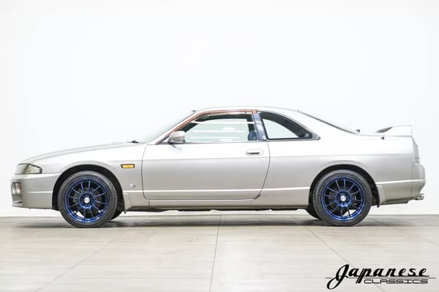 1996 Nissan Skyline JDM car for sale — photo 4 of 25