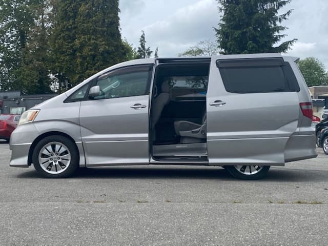 2002 Toyota Alphard JDM car for sale — photo 7 of 18