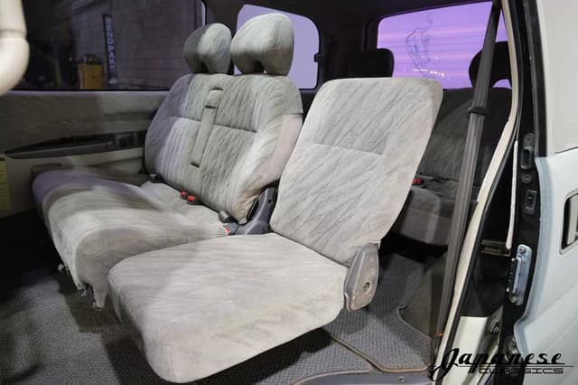 1995 Mitsubishi Delica JDM car for sale — photo 17 of 25