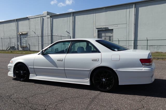 1998 Toyota Mark II JDM car for sale — photo 6 of 19