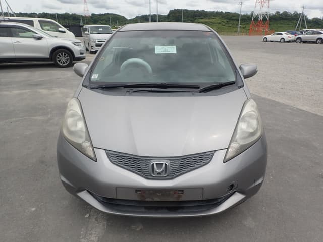 2009 Honda Fit JDM car for sale — photo 8 of 25