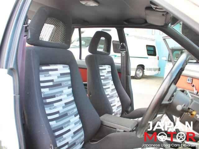 1984 Nissan Skyline JDM car for sale — photo 6 of 10