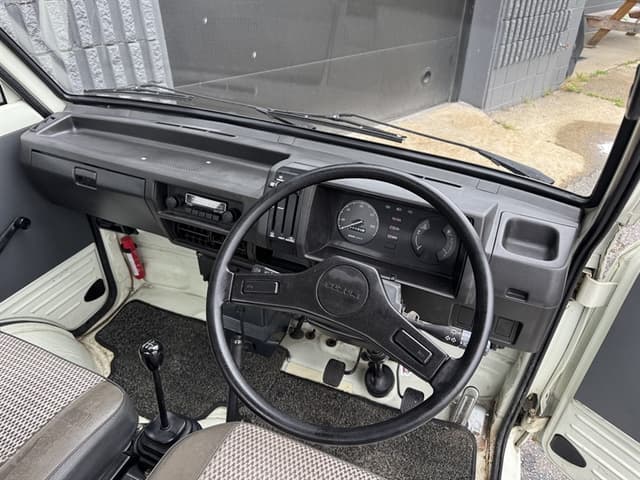 1984 Suzuki Carry JDM car for sale — photo 17 of 25