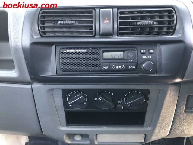 1999 Mitsubishi Minicab JDM car for sale — photo 16 of 21