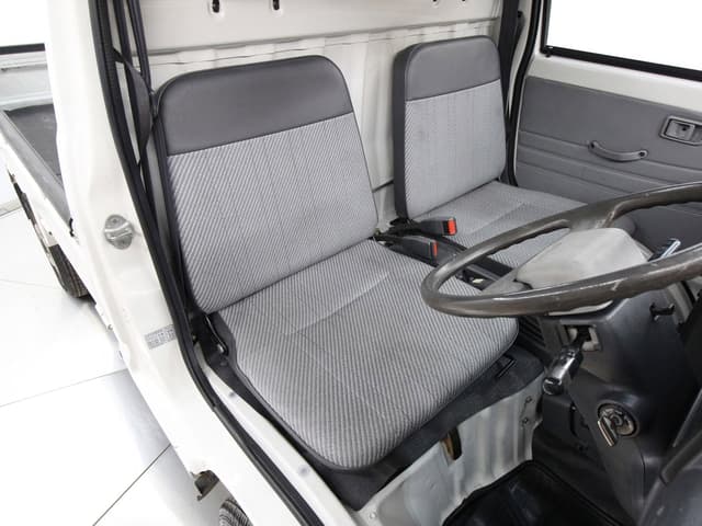 1993 Daihatsu Hijet JDM car for sale — photo 13 of 25