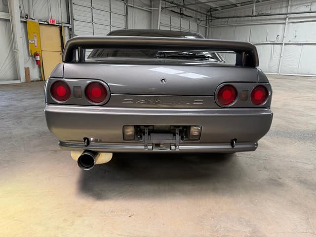 1991 Nissan Skyline JDM car for sale — photo 6 of 15