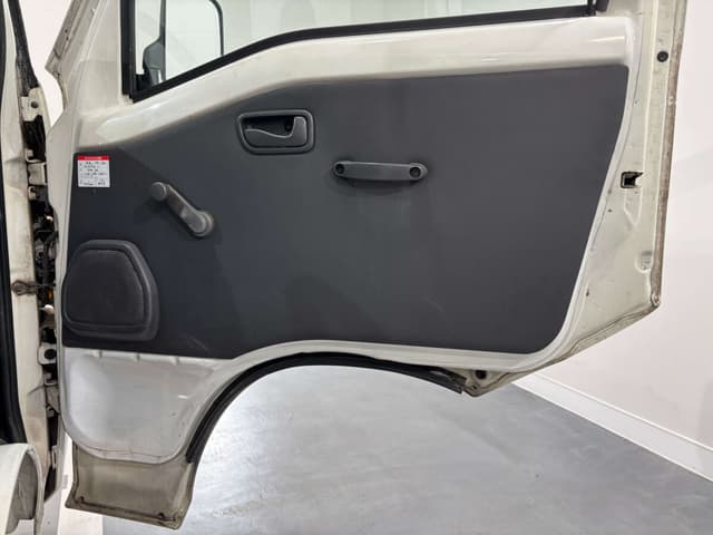 2000 Subaru Sambar JDM car for sale — photo 24 of 25