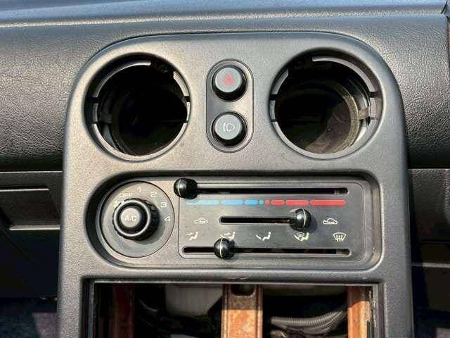 1998 Mazda Roadster (Eunos Roadster / MX-5) JDM car for sale — photo 14 of 20