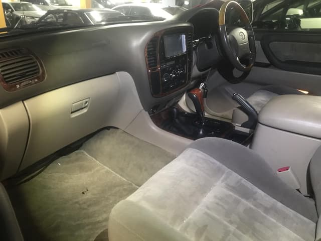2001 Toyota Land Cruiser JDM car for sale — photo 5 of 9