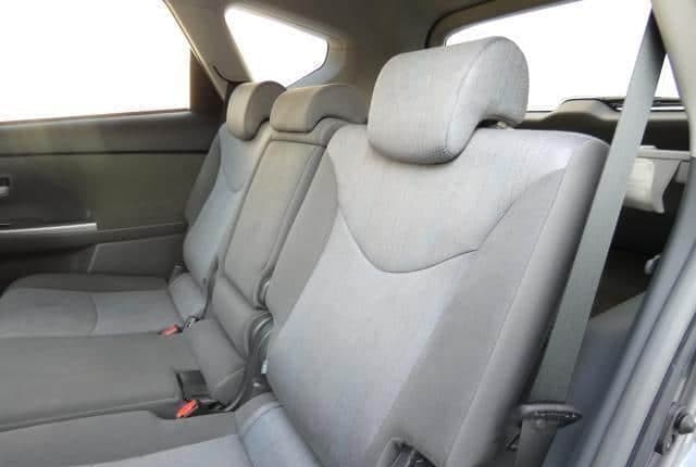 2011 Toyota Prius JDM car for sale — photo 7 of 20
