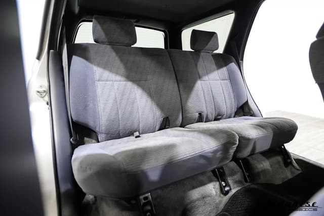 1997 Toyota Hilux JDM car for sale — photo 17 of 25