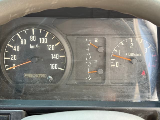 1998 Isuzu Elf JDM car for sale — photo 16 of 16