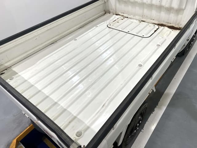 1997 Daihatsu Hijet JDM car for sale — photo 5 of 25