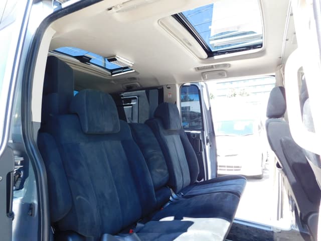 2007 Mitsubishi Delica JDM car for sale — photo 5 of 8