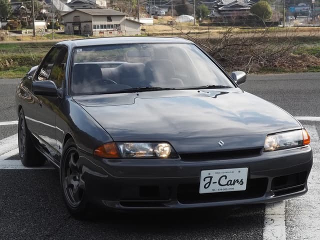 1991 Nissan Skyline JDM car for sale — photo 23 of 24