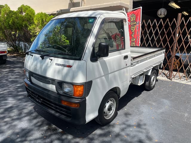 1996 Daihatsu Hijet JDM car for sale — photo 3 of 17