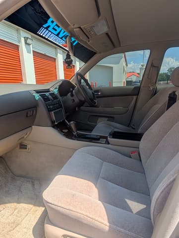 1995 Toyota Celsior JDM car for sale — photo 2 of 7