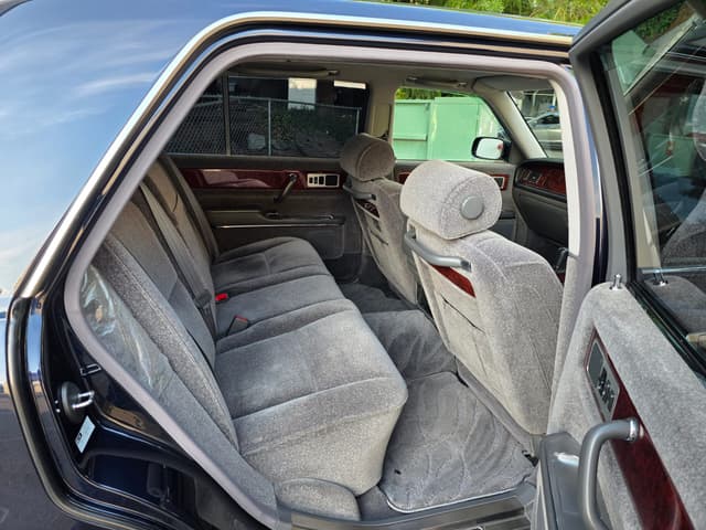 1998 Toyota Century JDM car for sale — photo 14 of 18