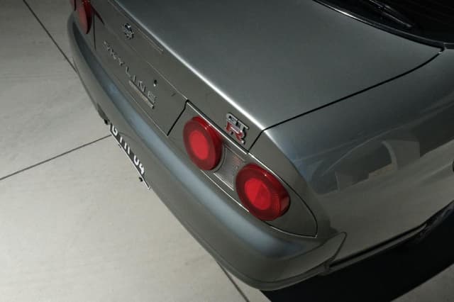 1998 Nissan Skyline JDM car for sale — photo 4 of 10