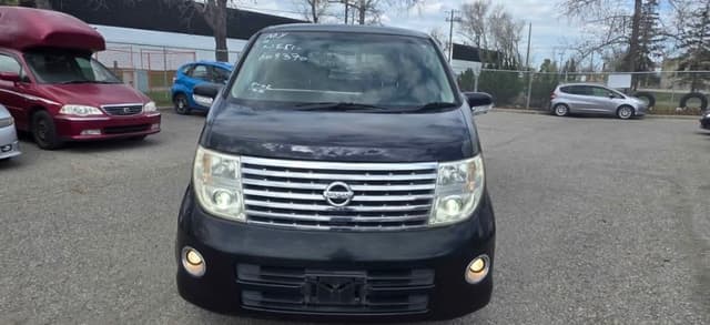 2005 Nissan Elgrand JDM car for sale — photo 3 of 16