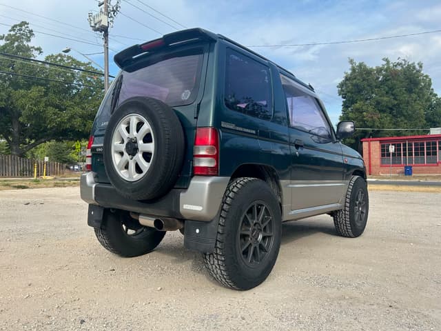 1995 Mitsubishi Pajero Mini JDM car for sale — photo 4 of 12