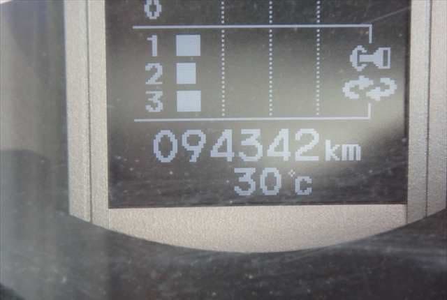 2011 Honda Fit JDM car for sale — photo 10 of 25