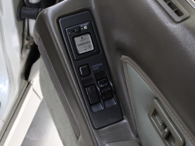 1989 Toyota Soarer JDM car for sale — photo 19 of 25