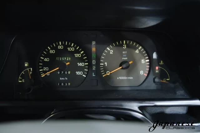 1990 Toyota HiAce JDM car for sale — photo 13 of 25