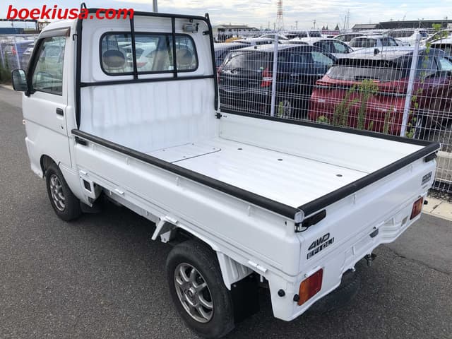 2000 Daihatsu Hijet JDM car for sale — photo 3 of 22