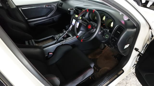 1999 Toyota Aristo JDM car for sale — photo 11 of 19