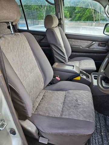 1996 Toyota Land Cruiser JDM car for sale — photo 12 of 17
