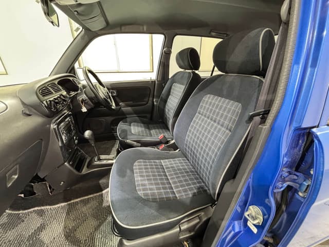 2001 Daihatsu Mira JDM car for sale — photo 9 of 25