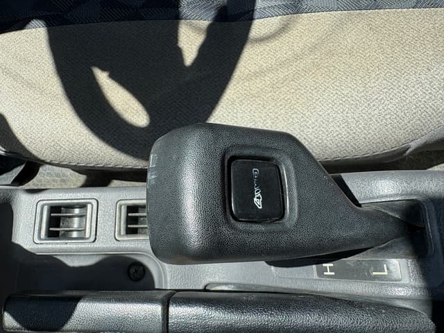 1996 Mitsubishi Minicab JDM car for sale — photo 14 of 25