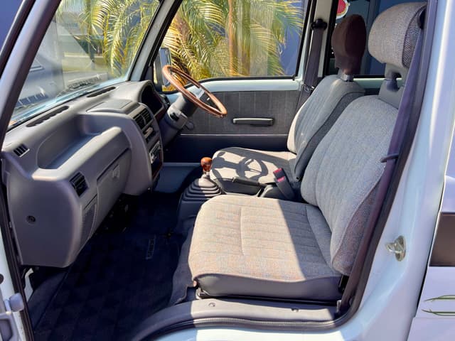 1999 Subaru Sambar Dias Classic JDM car for sale — photo 18 of 25