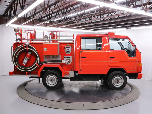 1992 Toyota HiAce JDM car for sale — photo 8 of 25