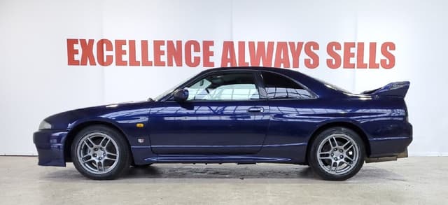 1995 Nissan Skyline JDM car for sale — photo 11 of 25