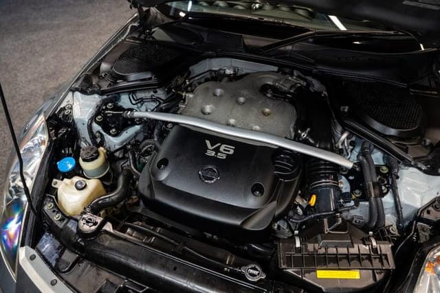 2004 Nissan Fairlady Z JDM car for sale — photo 13 of 17