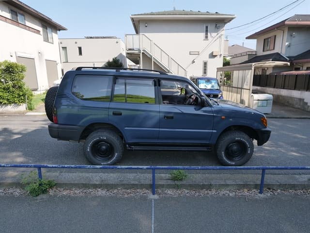 1995 Toyota Land Cruiser JDM car for sale — photo 4 of 25