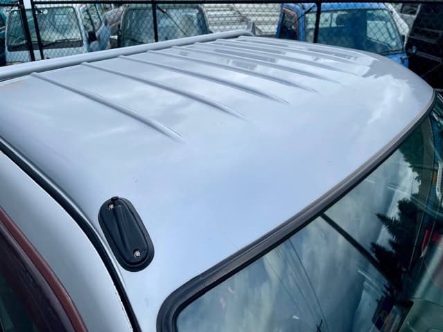 1999 Daihatsu Hijet JDM car for sale — photo 12 of 25