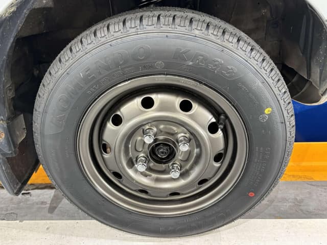 1999 Daihatsu Hijet JDM car for sale — photo 22 of 25