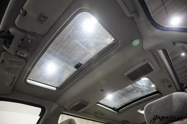 1997 Toyota HiAce JDM car for sale — photo 14 of 25