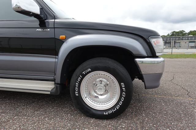 1997 Toyota Hilux JDM car for sale — photo 5 of 19