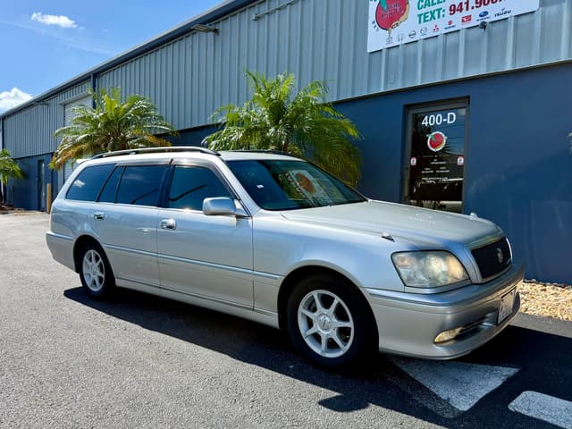 2000 Toyota Crown JDM car for sale — photo 10 of 18