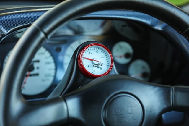 1992 Nissan Skyline JDM car for sale — photo 8 of 25