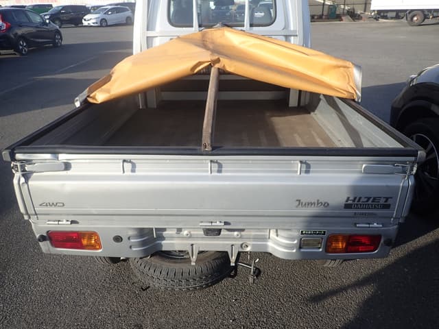 2006 Daihatsu Hijet JDM car for sale — photo 9 of 24