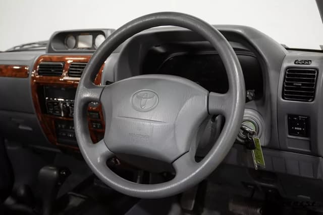 1999 Toyota Land Cruiser Prado JDM car for sale — photo 13 of 25