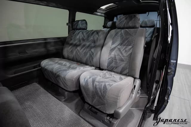 1996 Toyota HiAce JDM car for sale — photo 18 of 25