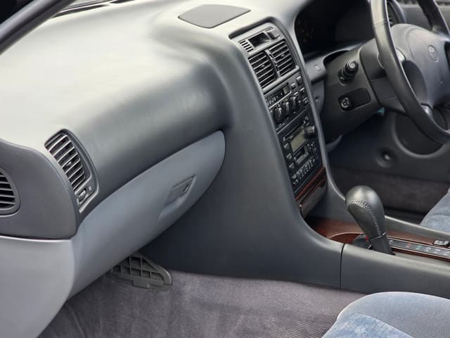 1994 Toyota Aristo JDM car for sale — photo 10 of 25